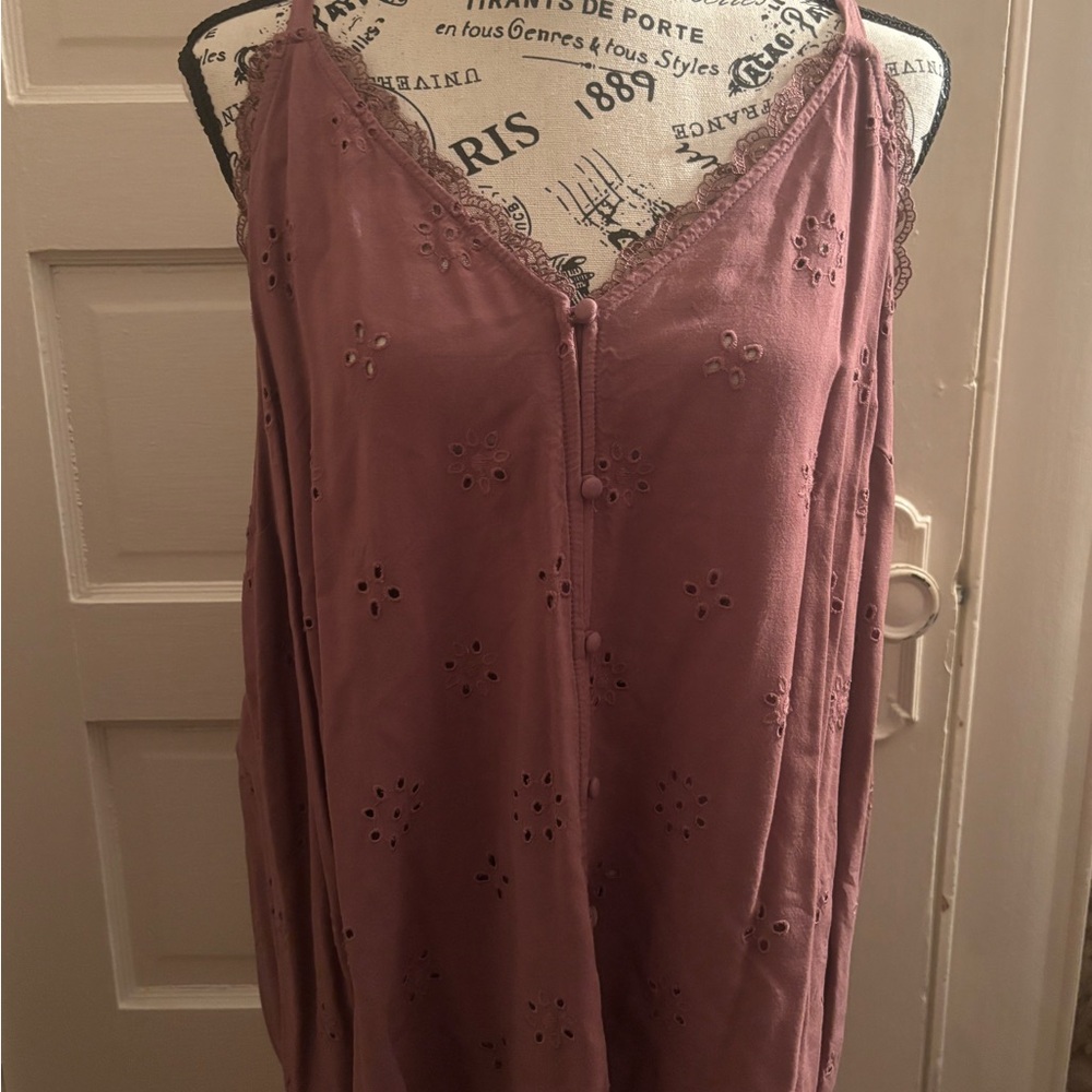 Torrid eyelet cami
